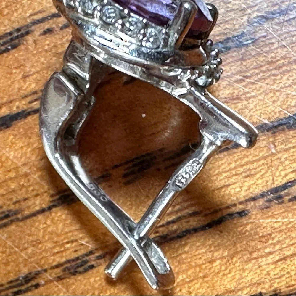 925 Sterling Silver Huggie
Earring over
Round Alexandrite 4,Ict. - Picture 7 of 10